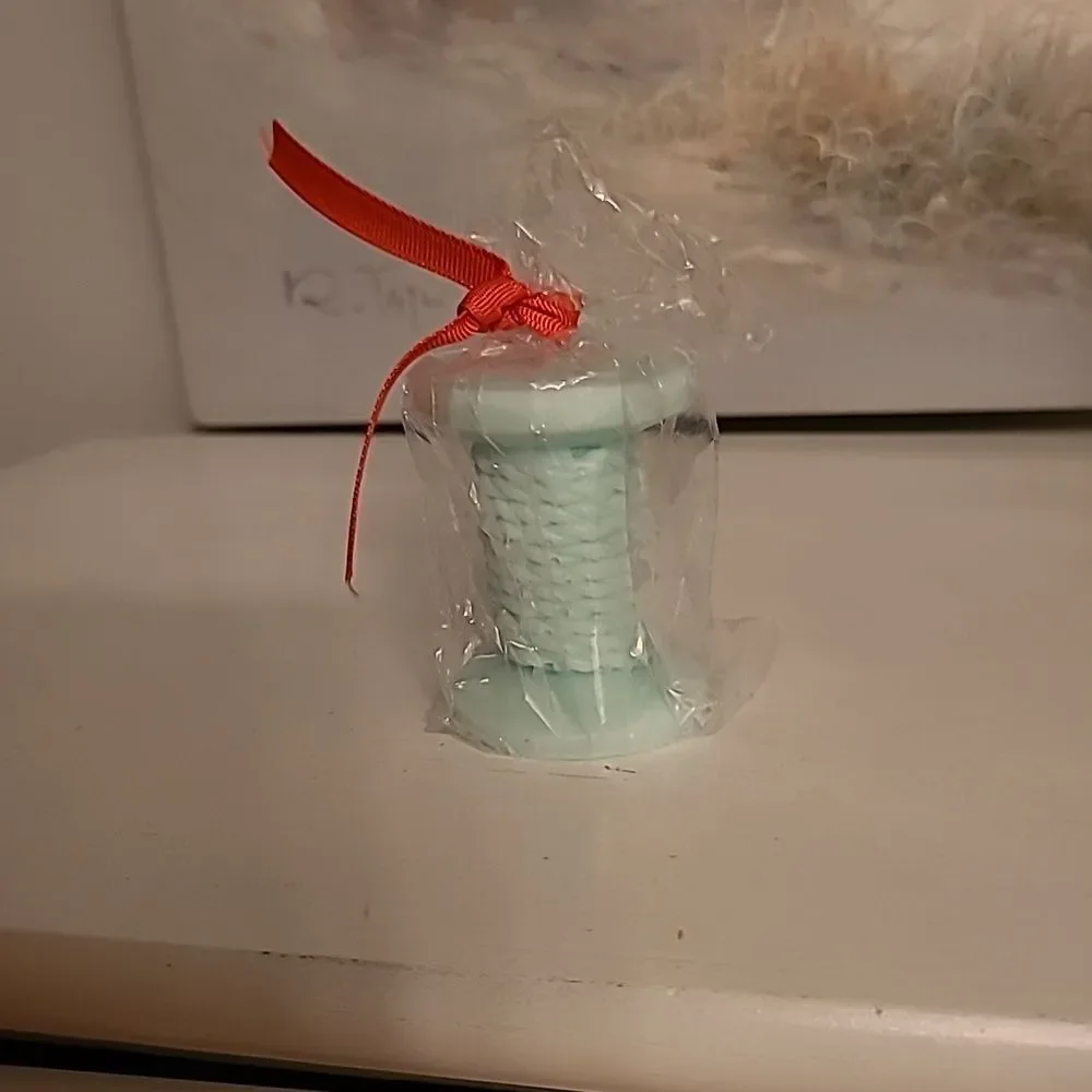 Decorative Thread  - Picture 3 of 4